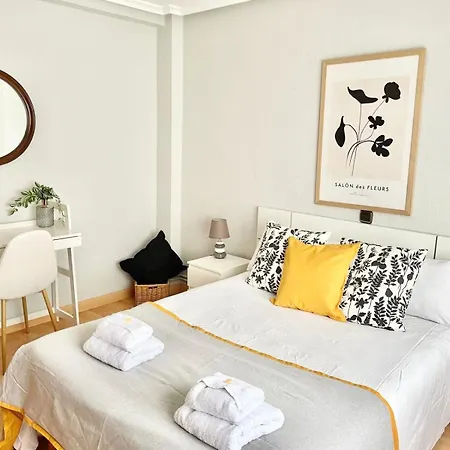 San Lázaro. Apartamento *